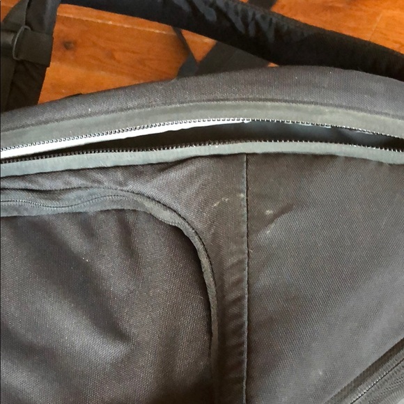 Lowe pro Sling camera/laptop bag - Picture 6 of 7